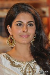 Isha Talwar at Raja Cheyyi Vesthe Movie Audio Launch